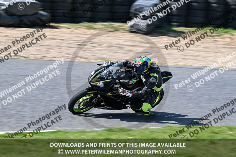 enduro digital images;event digital images;eventdigitalimages;lydden hill;lydden no limits trackday;lydden photographs;lydden trackday photographs;no limits trackdays;peter wileman photography;racing digital images;trackday digital images;trackday photos